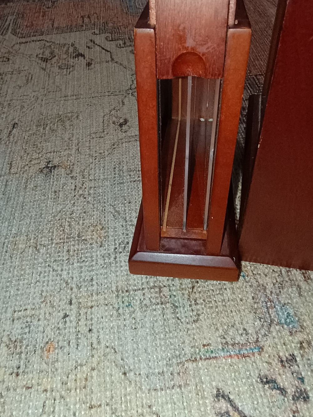 Jordan Marks Floating Frame Bookends - Picture 4 of 7